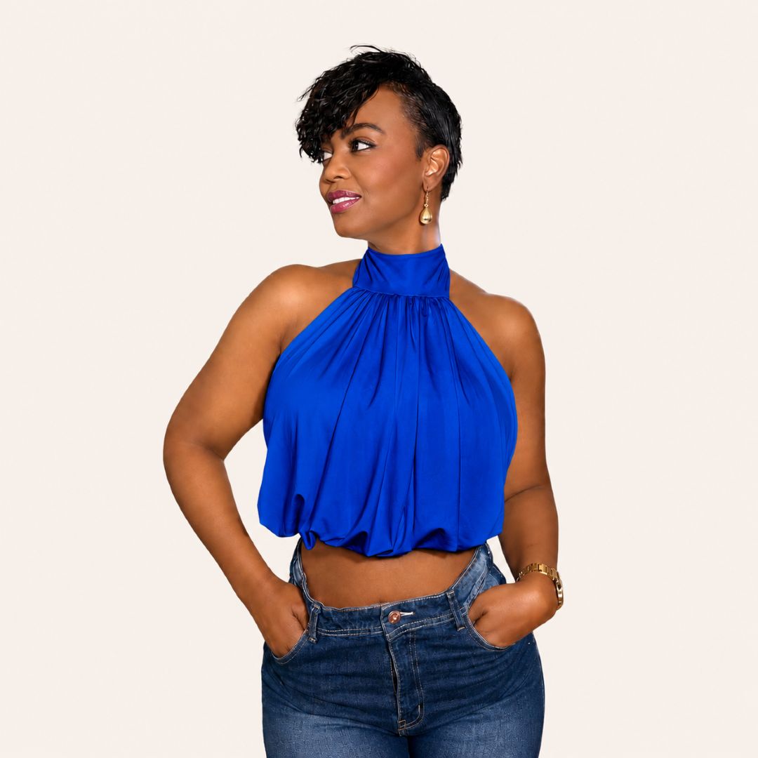 Blusa Halter con Cuello Alto