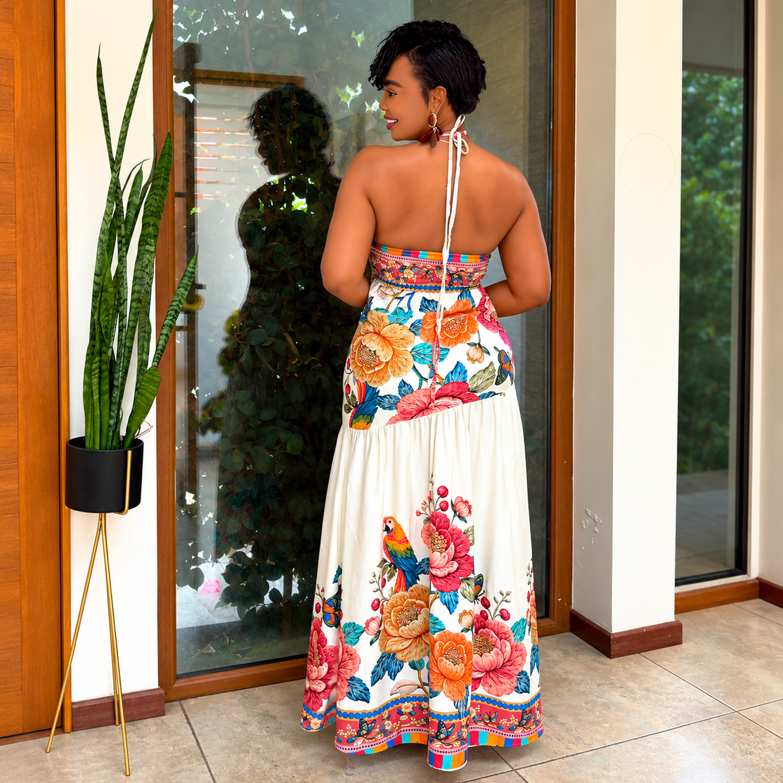 Vestido Largo Tropical Halter – Elegancia y Color